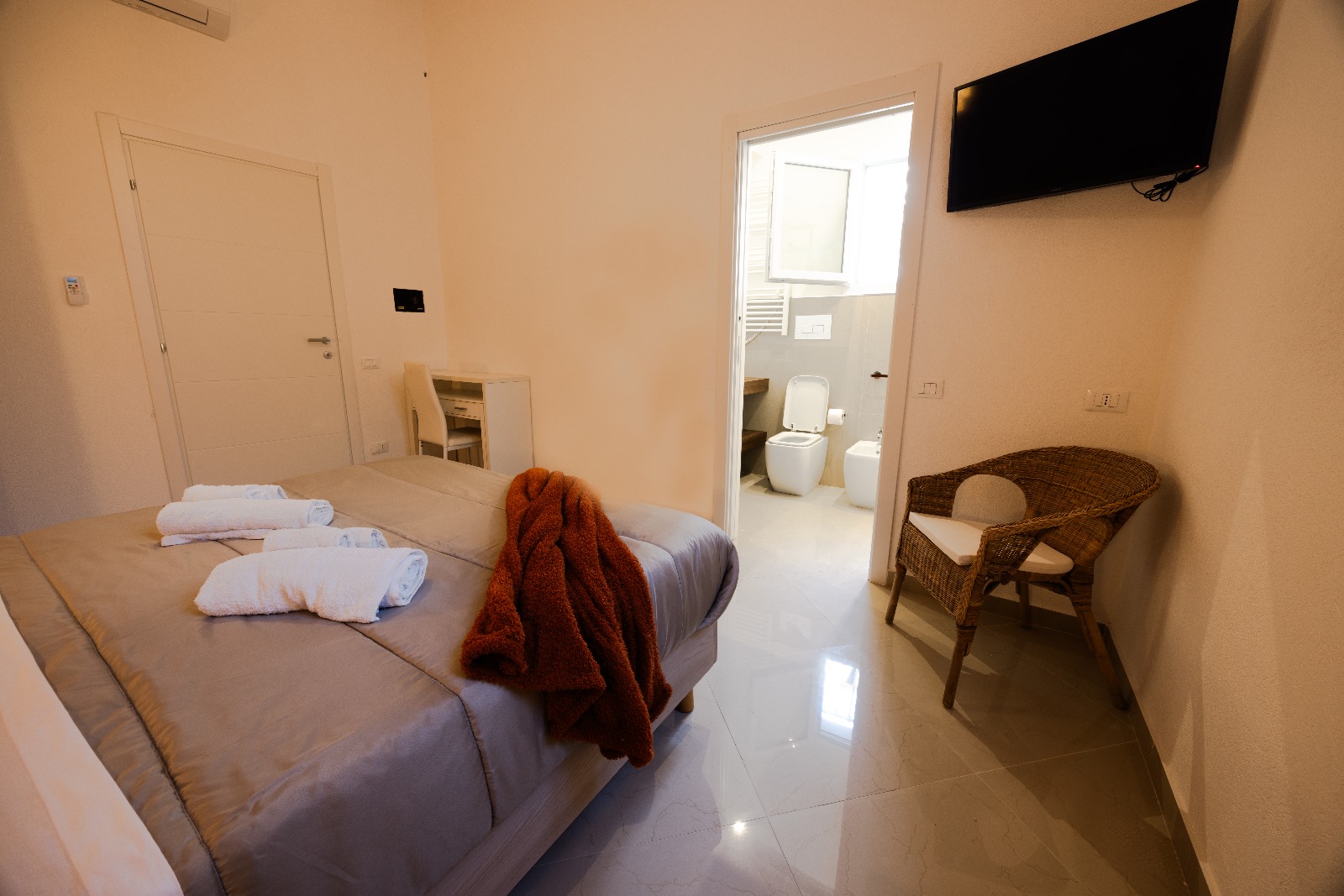 WhatsApp Image 2025-07-10 at 15.20.58